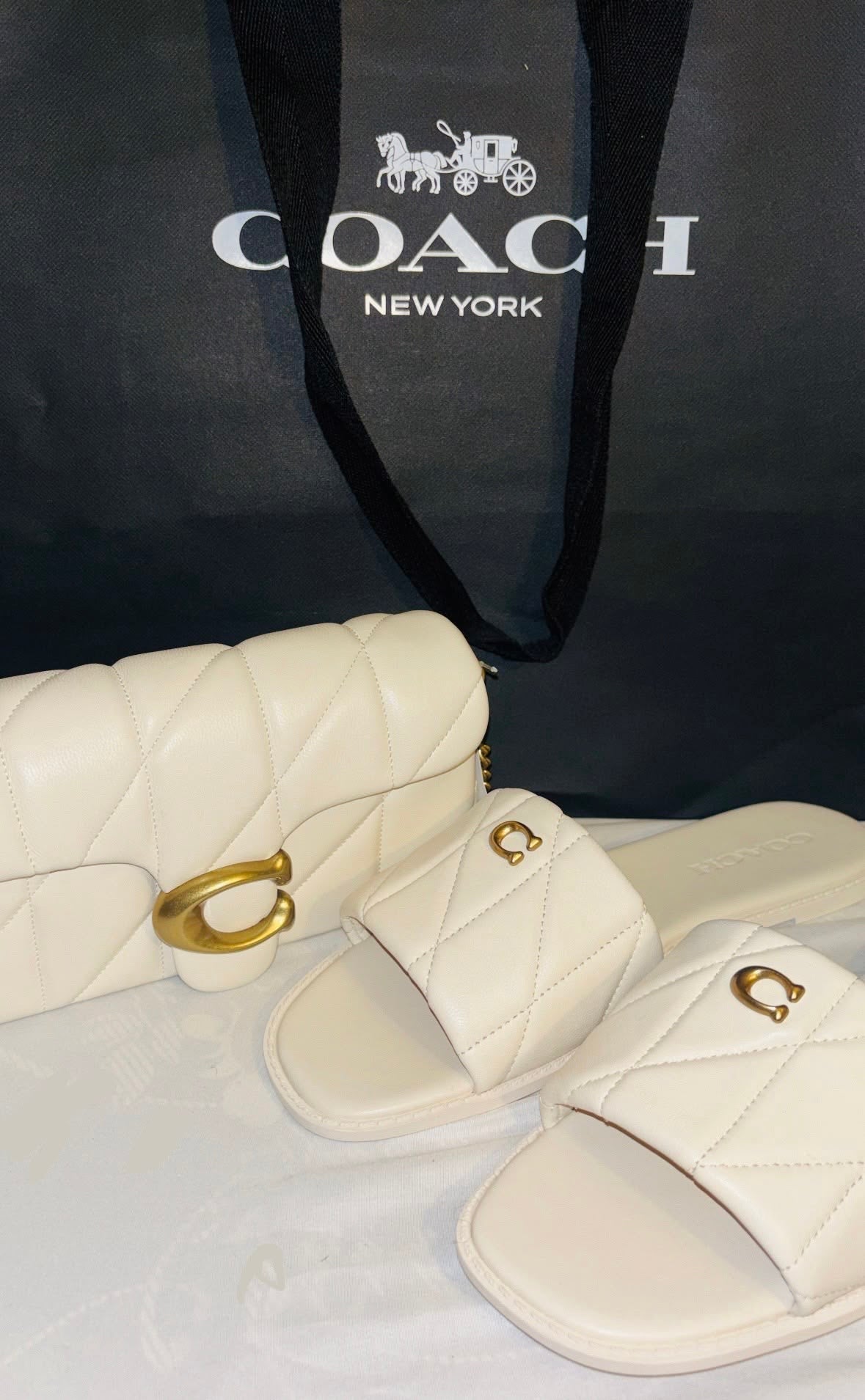 CC WHITE SET (Bag + Shoes)