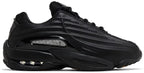 "Hot Step" Sneaker