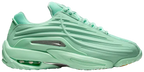 "Hot Step" Sneaker